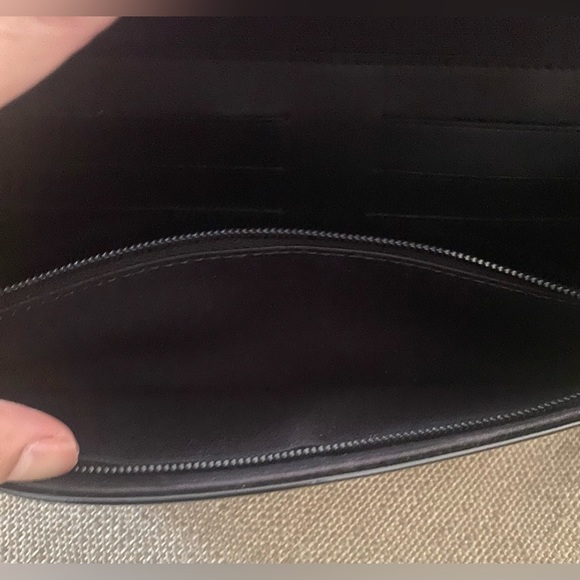 Louis Vuitton Vernis Rossmore MM Noir Magnetique - Picture 14 of 16